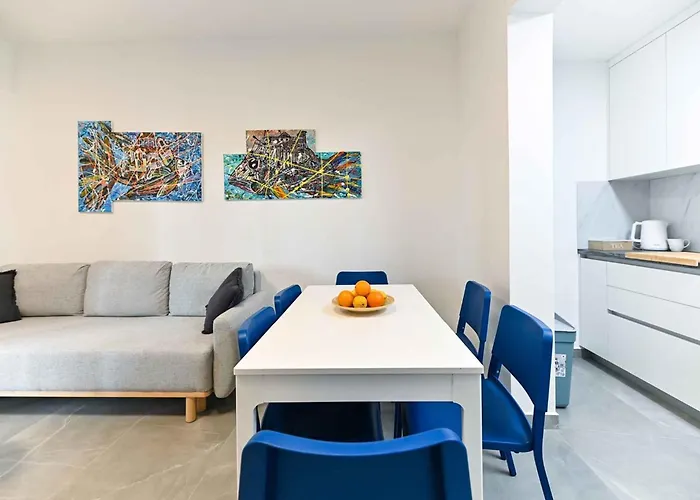 In Sv. Filip I Jakov 44164 Apartment