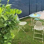 In Sv. Filip I Jakov 44164 Апартаменты *