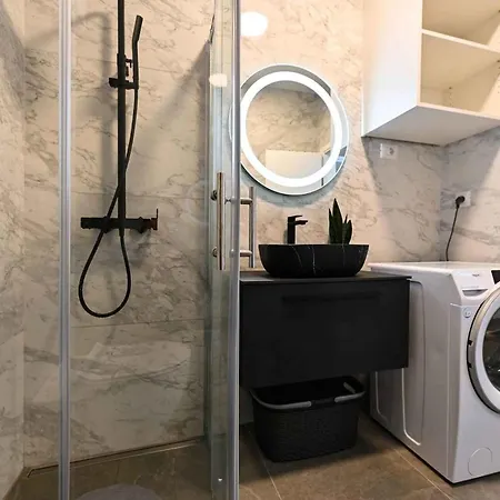 In Sv. Filip I Jakov 44164 Apartman